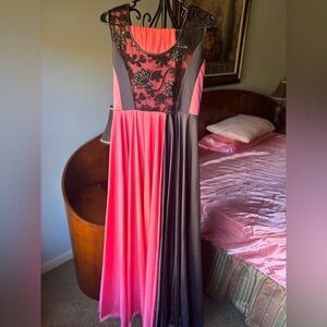 Elegant Pink and Black Maxi Dress